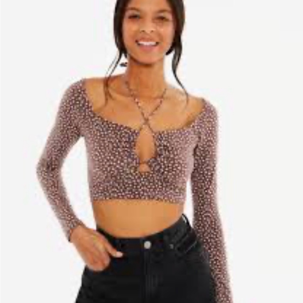 Aeropostal Long Sleeve Seriously Soft Floral
Convertible Tie Crop Top size Small